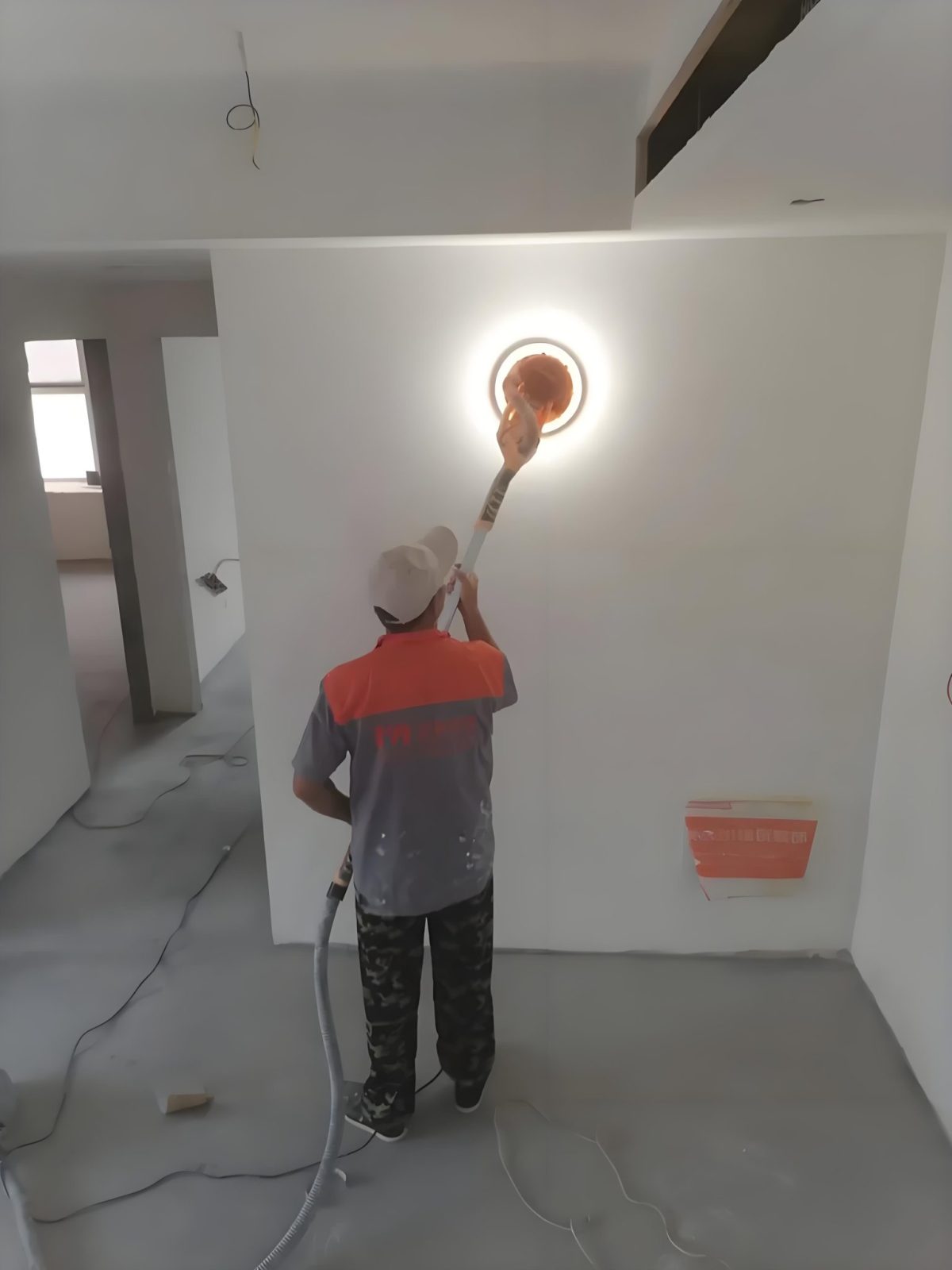 乳膠漆批灰打磨